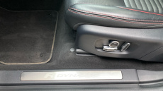 Land Rover Discovery Sport 2.0 D200 R-Dynamic S Plus 5dr Auto [5 Seat] Diesel Station Wagon